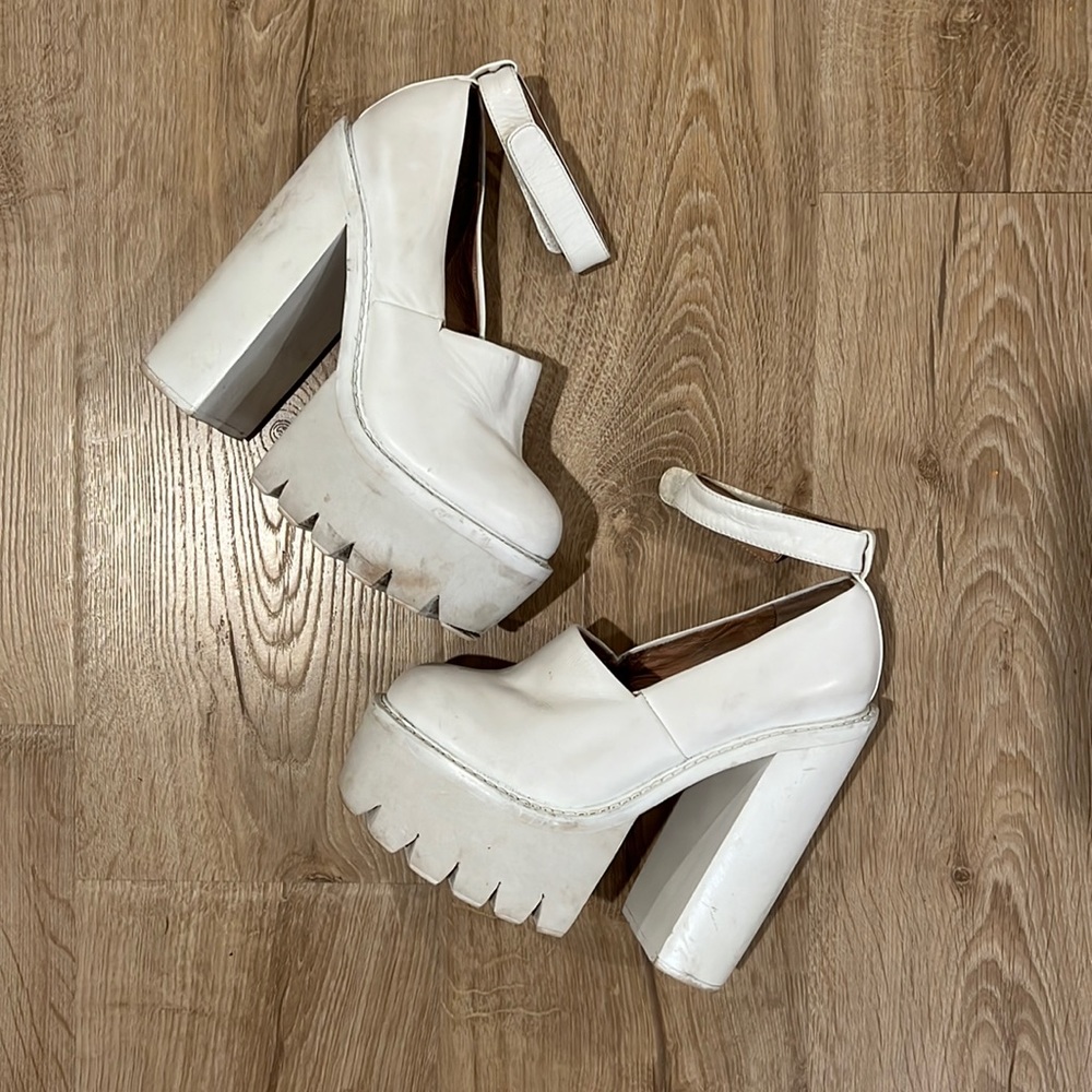Jeffrey Campbell White tennis heels 2014?